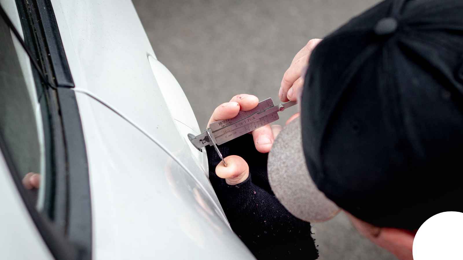 Locksmith in Nashville, TN — Nashville Sliding Door Lock Repair Locksmith in Nashville, TN — Nashville Sliding Door Lock Repair